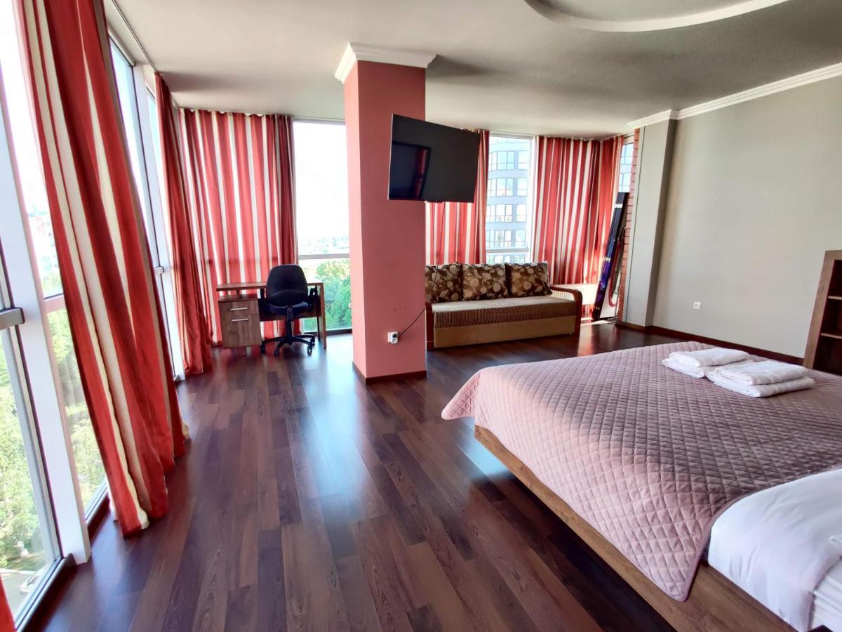Micromegas Apartments Черновцы Экстерьер фото